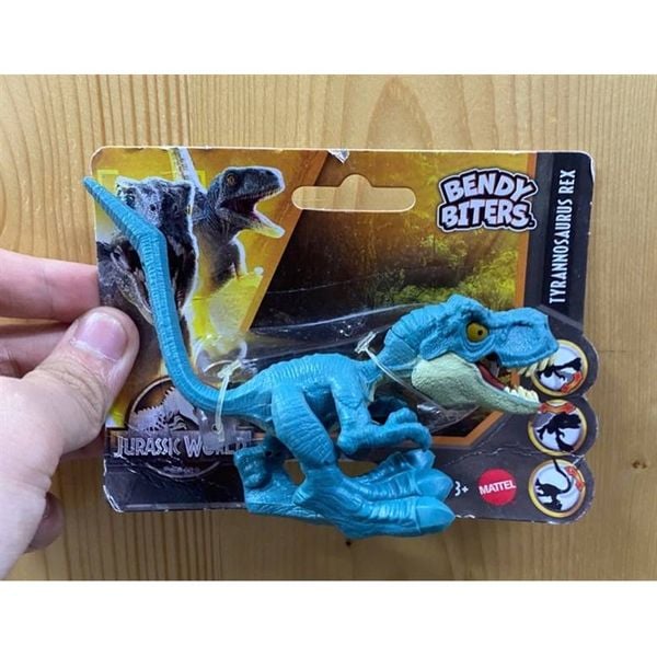 HPM72 Jurassic World Bendy Biters Dinosaur Figures- Tyrannosaurus Rex 3"