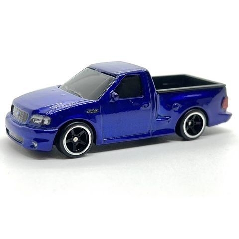  Xe HRT60 HOT WHEELS BOULEVARD 99 FORD F-150 SVT LIGHTNING 