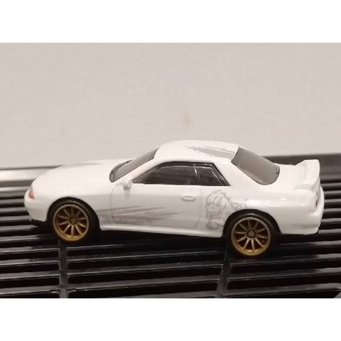  Mô hình xe HRT74 Hot Wheels Boulevard Nissan Skyline GT-R (BNR32) 