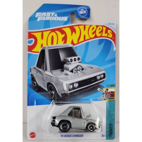  Mô hình xe HXR25 Hot Wheels Basic '70 Dodge Charger Silver 