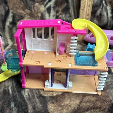  Nhà búp bê mini HYF47 Mini BarbieLand Mini Dreamhouse 1.5-Inch Playset 