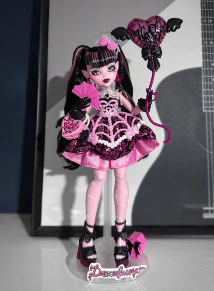  Búp bê  JBG74 Monster High Scary Sweet Birthday Draculaura Doll 