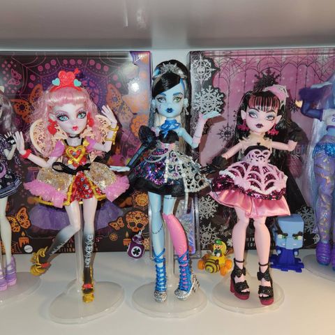  Búp bê JBG75 Monster High Scary Sweet Birthday Frankie Stein Doll 