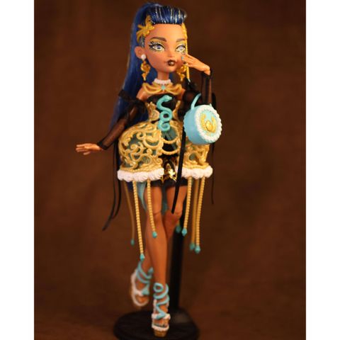  JBG76 Monster High Scary Sweet Birthday Cleo De Nile Fashion Doll 