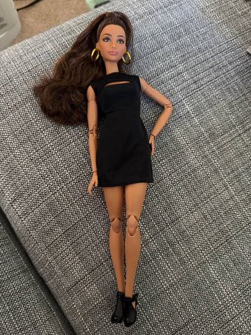  Búp bê JBH73 Barbie Basics Collectible Doll Model 05 