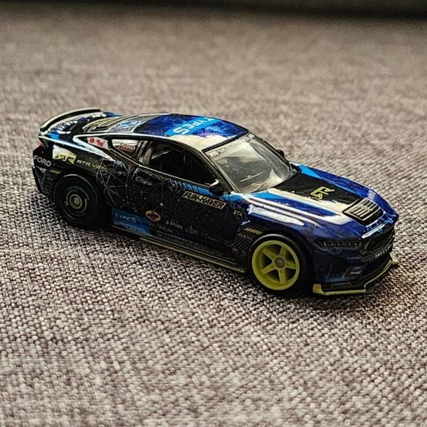 JBK48 23win04 Car Culture Circuit Legends 2024 Ford Mustang RTR Spec 5-FD Blue
