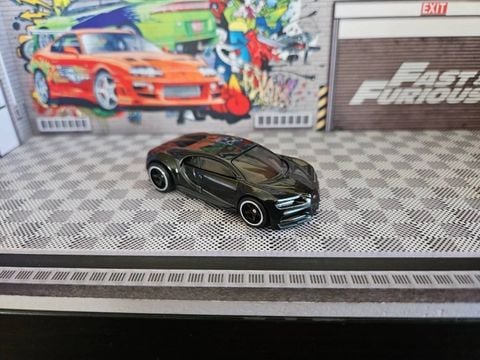  Xe mô hình JBL30 Hot Wheels Boulevard '16 Bugatti Chiron Black 