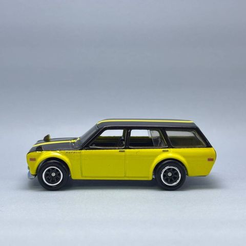  Mô hình xe JBL21 Hot Wheels Boulevard Datsun 510 Wagon Yellow 