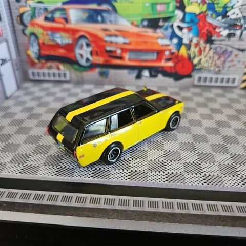  Mô hình xe JBL21 Hot Wheels Boulevard Datsun 510 Wagon Yellow 