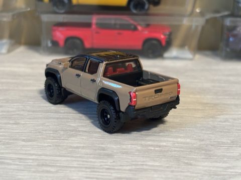  Xe JBL08 Hot Wheels Boulevard 2024 Toyota Tacoma TRD Pro Brown 