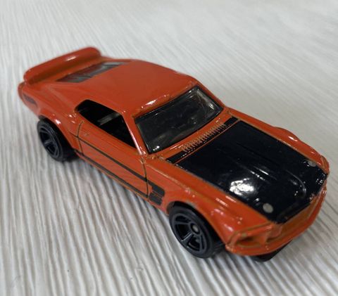  Xe mô hình JBL20 Hot Wheels Boulevard '69 Ford Mustang Boss 302 