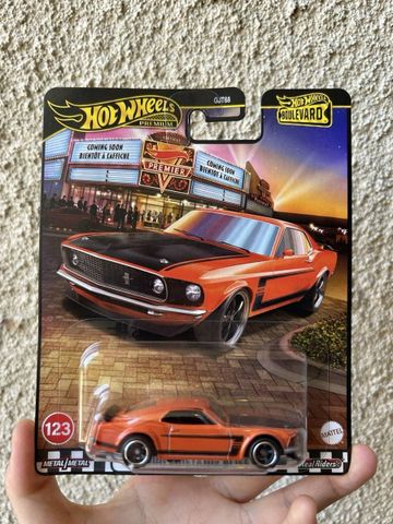  Xe mô hình JBL20 Hot Wheels Boulevard '69 Ford Mustang Boss 302 