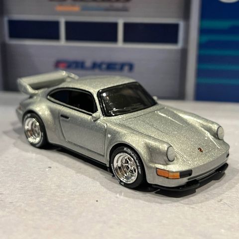  Mô hình xe Hot Wheels Premium Fast & Furious Porsche 911 Carrera RS 3.8 