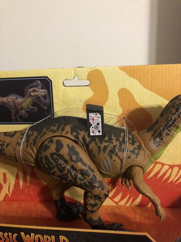  Khủng long JCL73 Jurassic World Chaos Theory Gigantic Trackers Suchomimus Dinosaur 