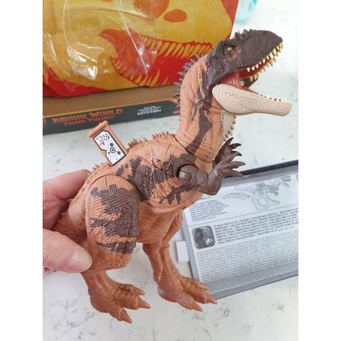 Khủng long JCL64 Jurassic World Wild Roar Kryptops Action Figure 