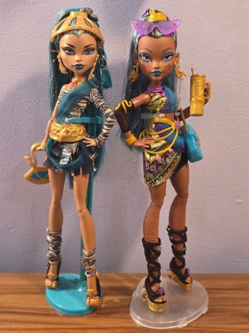  Búp bê JDR48 Monster High Nefera De Nile Doll in Multicolor 