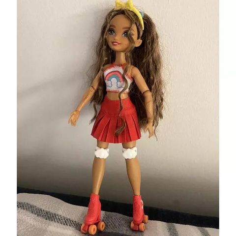  Búp bê JFX98 Barbie Dream Besties Teresa Roller Skating Fashion Doll 