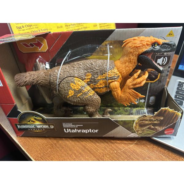 JGC80 Jurassic World Rebirth Wild Roar Utahraptor Dinosaur