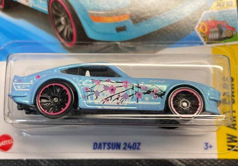  Xe mô hình JKJ81 Hot Wheels Basic Car Datsun 240Z Blue 