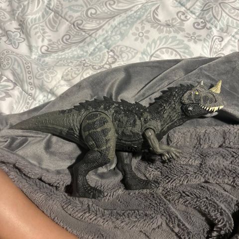  JKL77 Jurassic World Wild Roar Ceratosaurus Dinosaur 