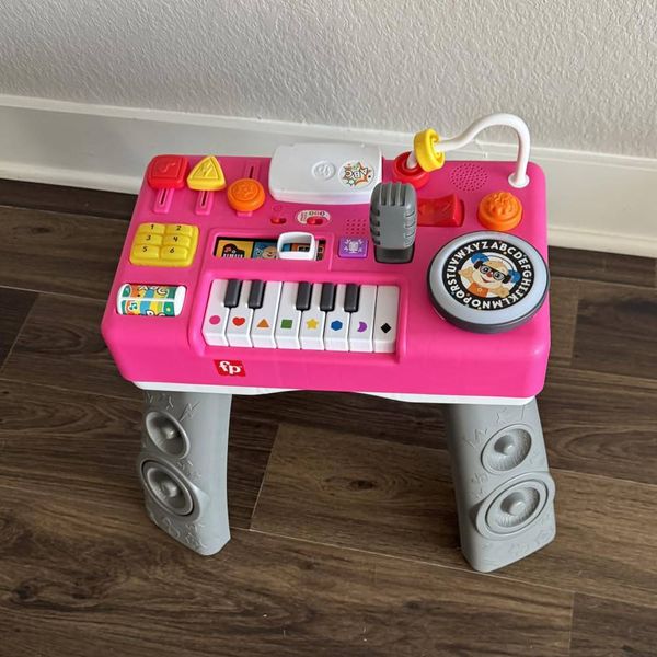 JMC59 Fisher-Price Baby & Toddler Toy Laugh & Learn DJ Table