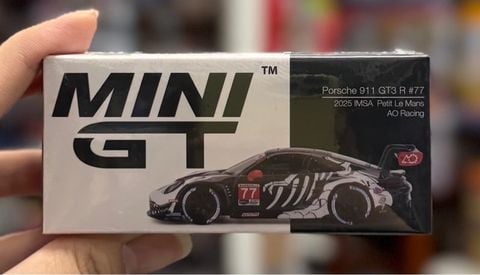  MINI GT Box Version 1:64 MGT01143 Porsche 911 GT3 R #77 AO Racing 2025 IMSA Petit Le Mans 
