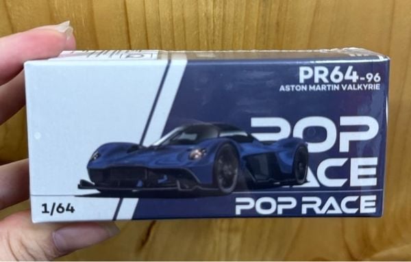  Pop Race PR640096 ASTON MARTIN VALKYRIE SATIN MARINA XANH 