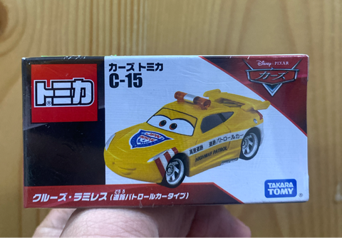  Xe mô hình C-15 Tomica Cars Cruz Ramirez (Road Patrol Car Type) 