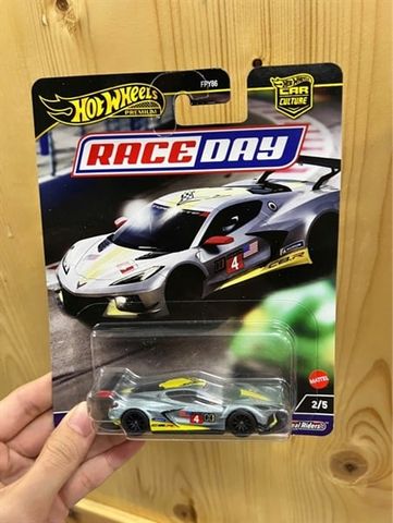  HRV95 23win04 Car Culture Race Day Corvette C8.R 