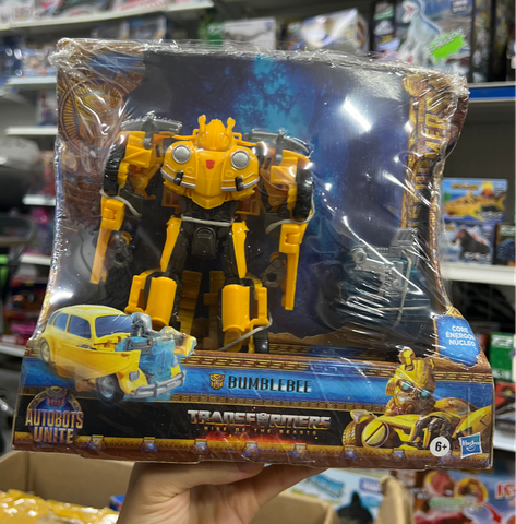  442421 - Transformers Rise of the Beasts Spark Charger Bumblebee 