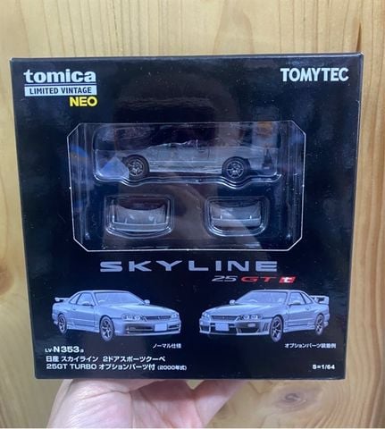  Tomytec LV-N353a Nissan Skyline 2-Door Sports Coupe 25GT TURBO with Optional Parts (Silver) 