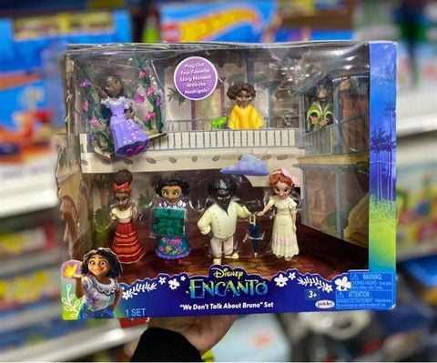  Encanto Disney We Don't Talk About Bruno 3-Inch 7-Piece Mini Doll Playset 