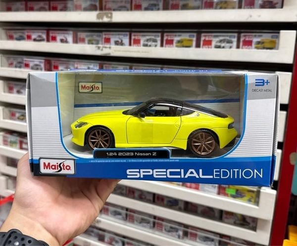  32904 Mô hình ô tô Maisto 1:24 Nissan Z 2023 
