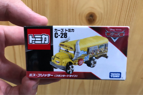  Xe mô hình Disney Cars Tomica C-28 Miss Fritters (Standard Type) 