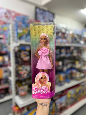  HYT94 Barbie Fashionista Doll Pink Rose 