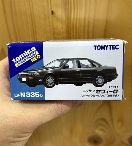  Mô hình xe Tomytec LV-N335b Nissan Sephiro Sport Cruising Black '88 