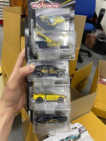  212054030 Xe Mô Hình Phiên Bản Giới Hạn MAJORETTE Limited Edition 9 