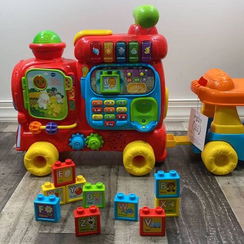  Đồ chơi tàu chữ cái 80-181903 VTech Push & Ride Alphabet Train 