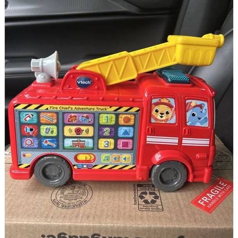  Xe cứu hỏa song ngữ Vtech Fire Chief's Adventure Truck 