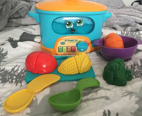  Bộ nấu ăn 80-612300 LeapFrog Choppin' Fun Learning Pot 
