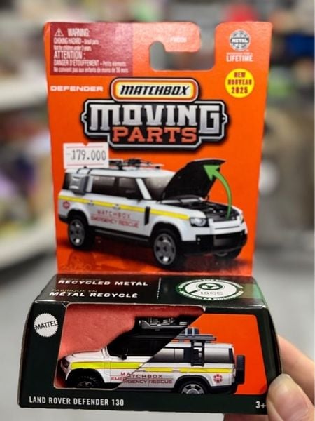  JBW63 Siêu xe MATCHBOX Range Rover Defender 130 
