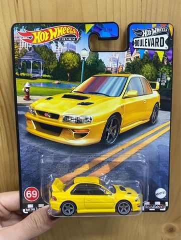 Xe mô hình HKF16 Hot Wheels Boulevard '98 Subaru Impreza 22B-STi Version 