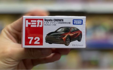  TOMICA 72-08 TOYOTA CROWN (1st) tỉ lệ 1/66 