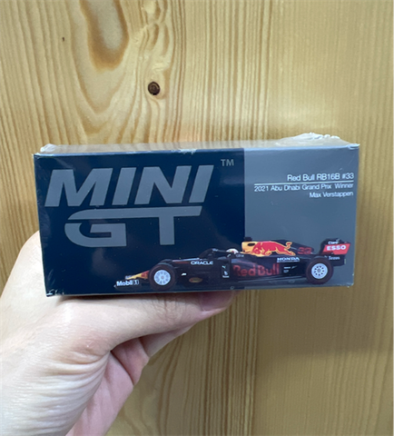  MINI GT 1/64 Red Bull RB16B 2021 Winner Car #33 Abu Dhabi Grand Prix Max Verstappen MGT00836-BL 