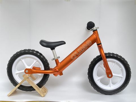  Xe thăng bằng Cruzee màu cam 