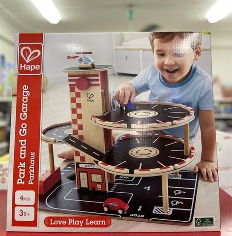  Đồ chơi bãi đậu xe và garage Hape E3002 