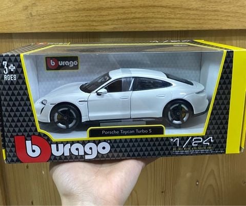 Bburago 1:24 Porsche Taycan Turbo S