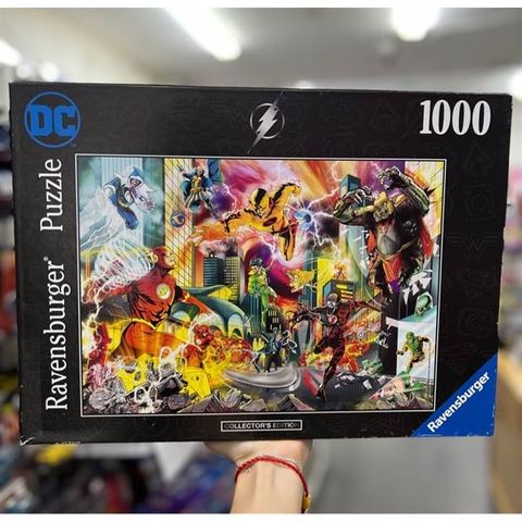  Tranh ghép Ravensburger 17560 The Flash Collectors Edition (1000 Pieces) 