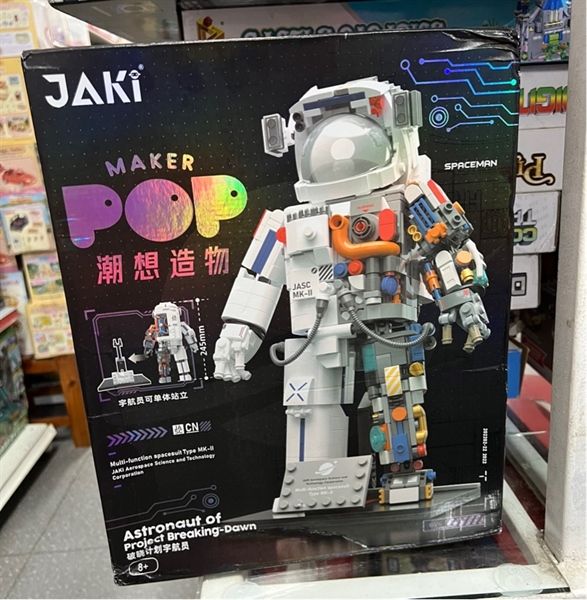  Lắp ráp Astronaut of Project Dawn - phi hành gia 