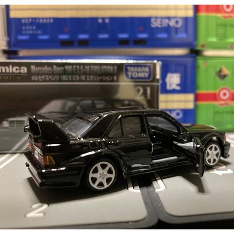  Xe mô hình Tomica Premium 21 Mercedes-Benz 190E 2.5-16 Evolution II 